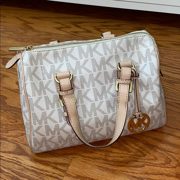 Off White Cream Michael Kors Purse and wallet - Picture 2 of 6